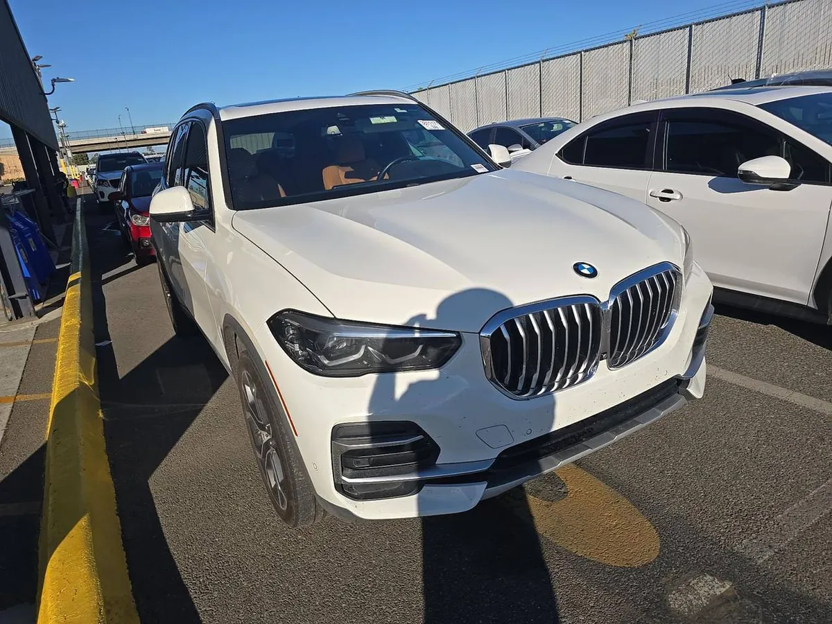 BMW X5 SPORTS ACTIVITY VEHICLE 2023