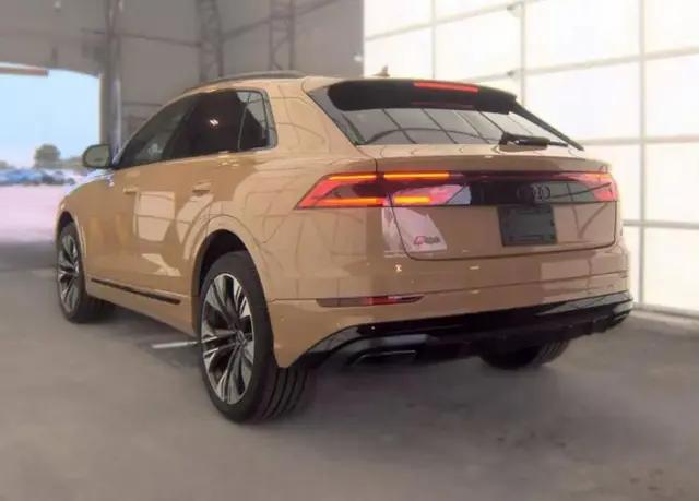 AUDI Q8 PREMIUM PLUS 2024