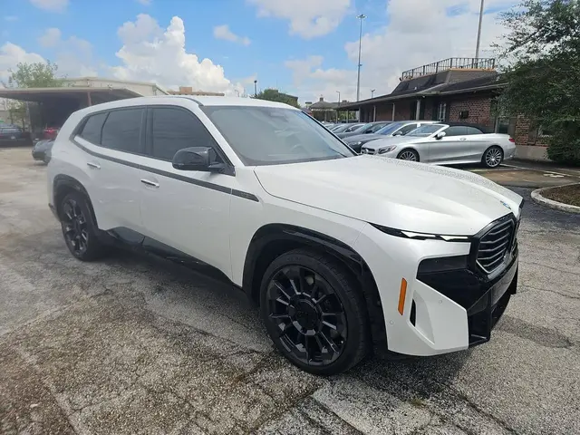 BMW XM 2023