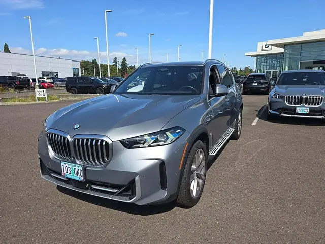 BMW X5 SPORTS ACTIVITY VEHICLE 2024