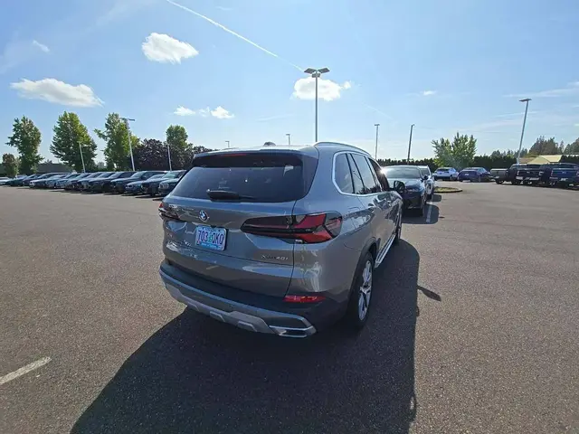 BMW X5 SPORTS ACTIVITY VEHICLE 2024