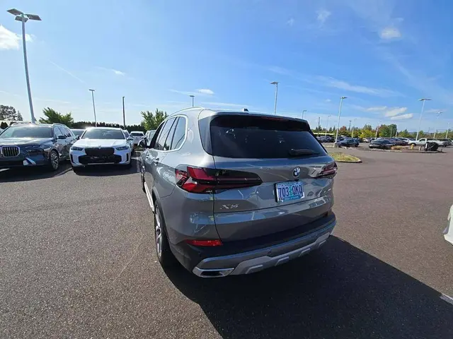 BMW X5 SPORTS ACTIVITY VEHICLE 2024
