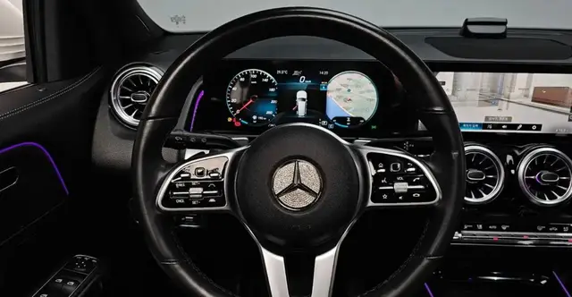 MERCEDES-BENZ GLB-CLASS D 2022