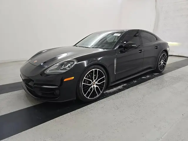 PORSCHE PANAMERA PLATINUM EDITION 2023