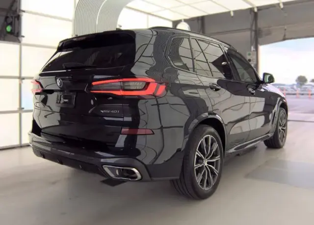 BMW X5 SPORTS ACTIVITY VEHICLE 2022