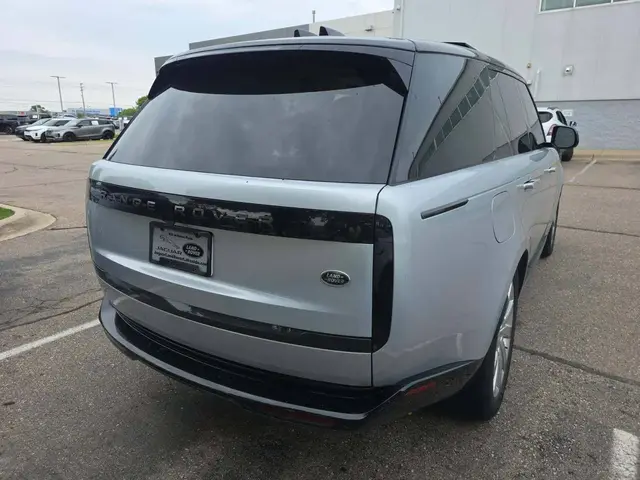 LAND ROVER ROVER RANGE ROVER SE 2023