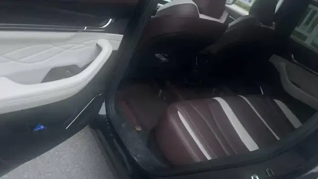 GEELY MONAJRO 2022
