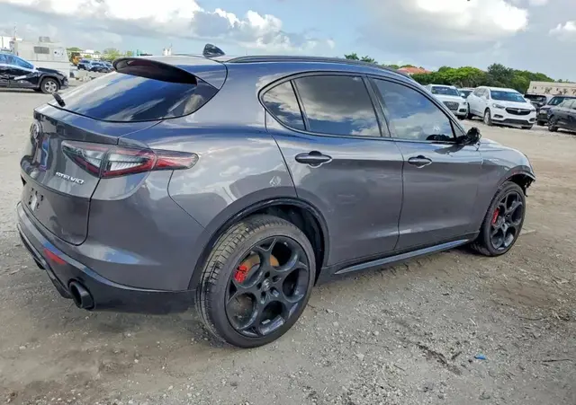 ALFA ROMEO STELVIO TI 2024