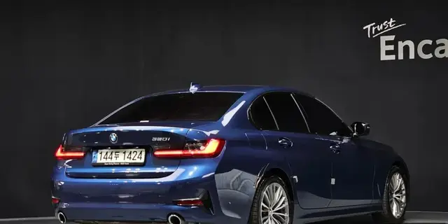 BMW 3 SERIES 2022