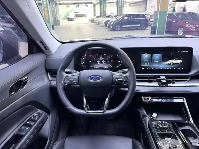 FORD EQUTOR SPORT 2023