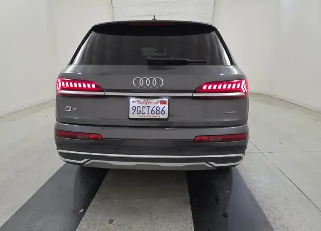 AUDI Q7 PREMIUM 2023
