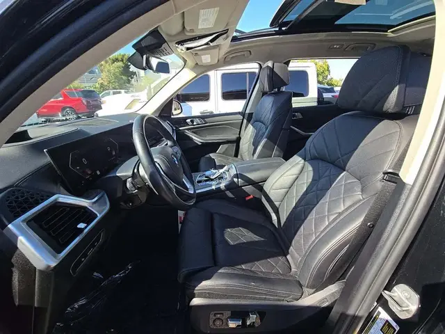 BMW X7 SPORTS ACTIVITY VEHICLE 2024