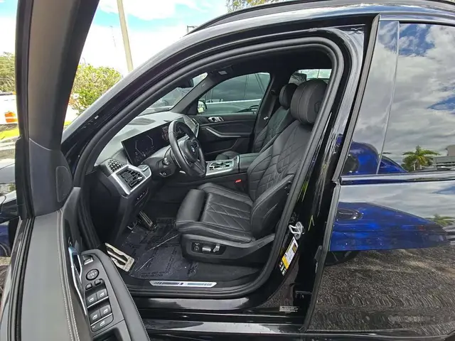 BMW X5 SPORTS ACTIVITY VEHICLE 2024