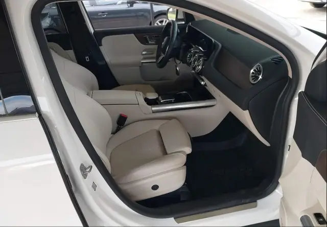 MERCEDES-BENZ GLA 250 4MATIC 2023