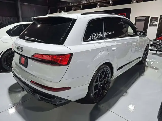 AUDI SQ7 PREMIUM PLUS 2025