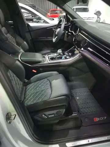 AUDI SQ7 PREMIUM PLUS 2025