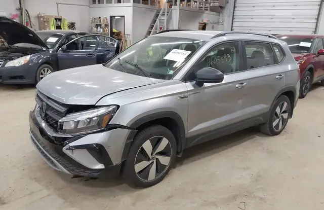 VOLKSWAGEN TAOS 1.5T S 2024