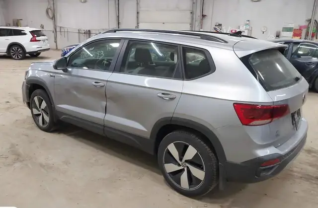VOLKSWAGEN TAOS 1.5T S 2024