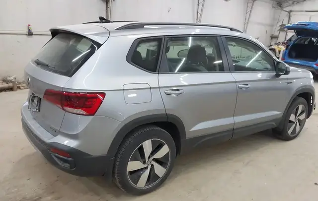 VOLKSWAGEN TAOS 1.5T S 2024