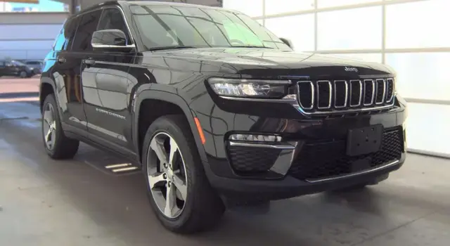 JEEP GRAND CHEROKEE 4XE ANNIVERSARY 2023