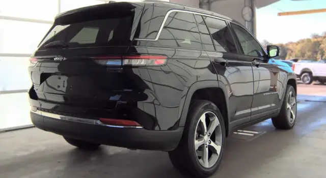 JEEP GRAND CHEROKEE 4XE ANNIVERSARY 2023