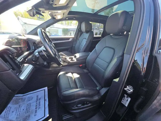 PORSCHE CAYENNE 2024