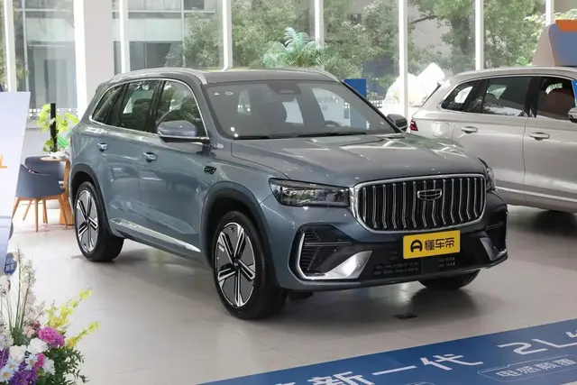 GEELY XINGYUE L 2026
