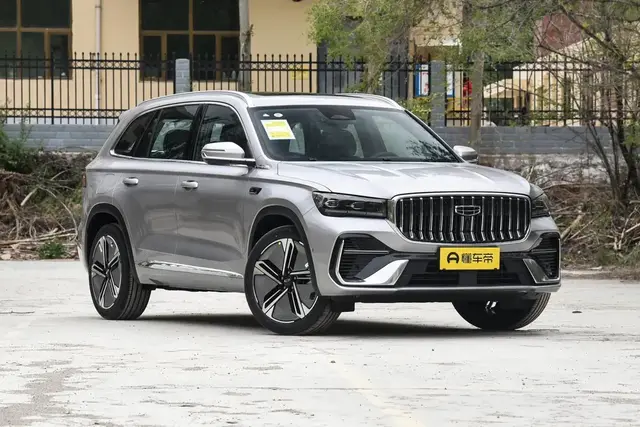 GEELY XINGYUE L 2026