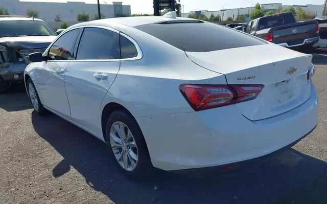 CHEVROLET MALIBU FWD LT 2022
