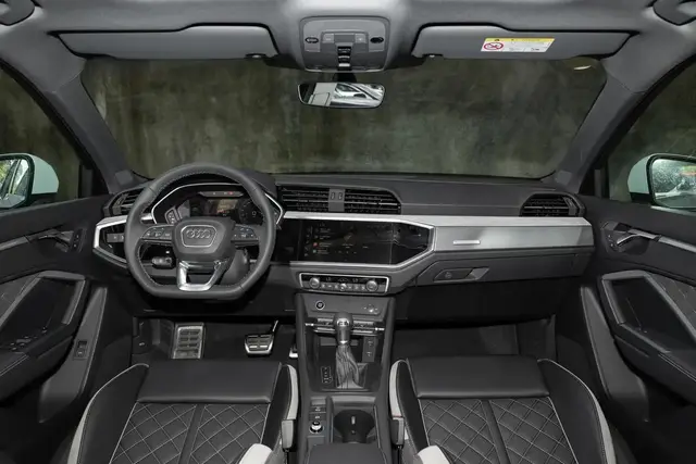 AUDI Q3 2026