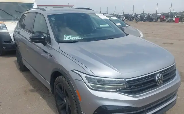 VOLKSWAGEN TIGUAN SE 2023