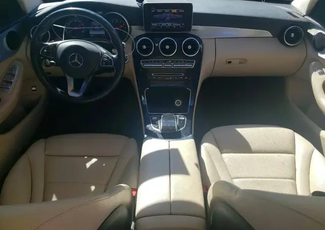 MERCEDES-BENZ C-CLASS C 300 2016