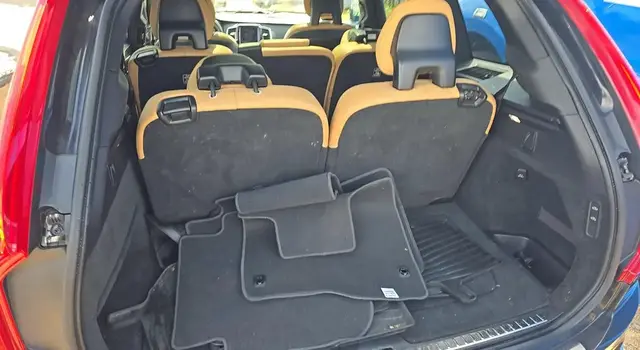 VOLVO XC90 T6 INSCRIPTION 7-PASSENGER 2017