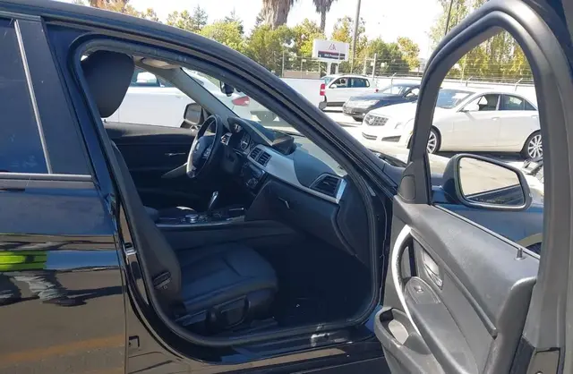 BMW 320 2016