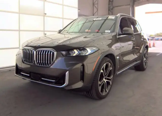 BMW X5 SPORTS ACTIVITY VEHICLE 2024
