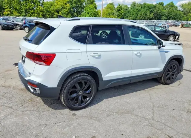 VOLKSWAGEN TAOS SE IQ DRIVE 2022