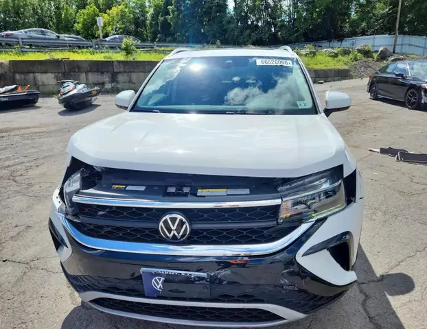 VOLKSWAGEN TAOS SE IQ DRIVE 2022