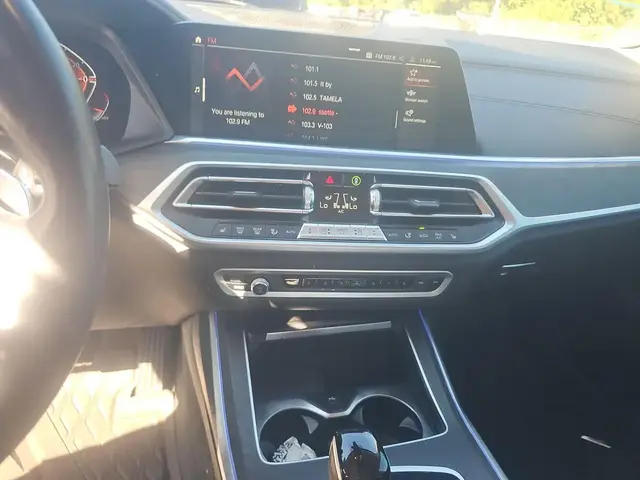 BMW X7 PREMIUM PACKAGE (ПРОЕКЦИЯ HUD ЖЕСТОВОЕ УПРАВЛЕНИЕ МЯГКОЕ ЗАКРЫВАНИЕ ДВЕРЕЙ ЭЛЕКТРИЧЕСКИЕ ШТОРКИ НА З 2022