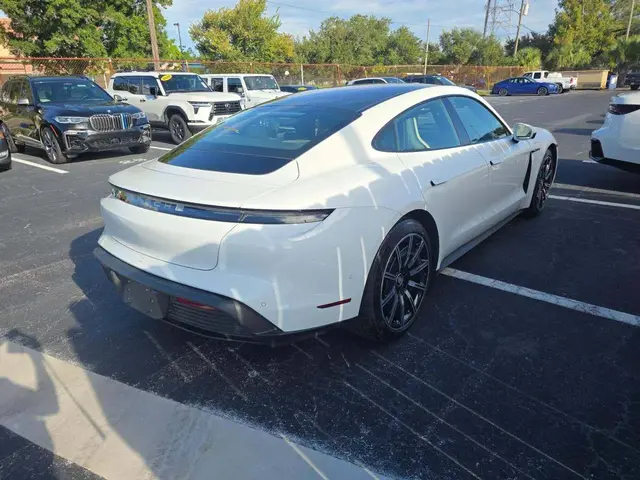 PORSCHE TAYCAN 4S 2020