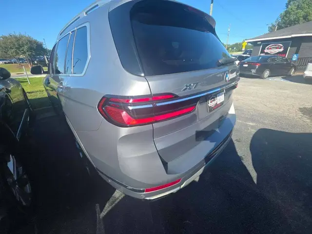 BMW X7 SPORTS ACTIVITY VEHICLE 2023