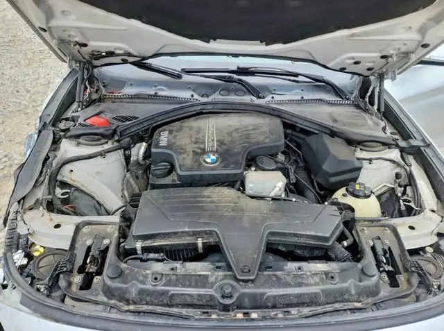 BMW 328 XIGT SULEV 2015
