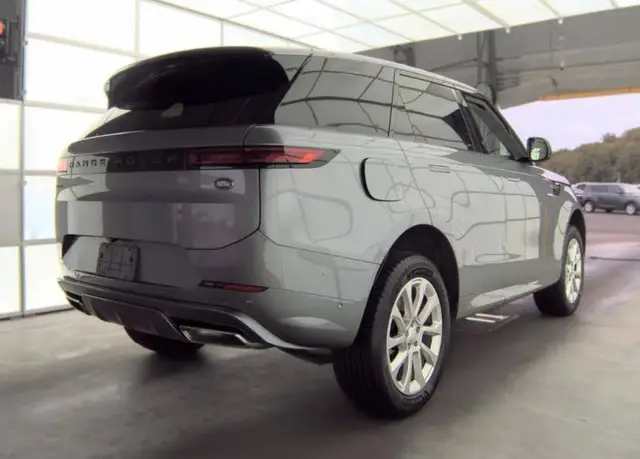 LAND ROVER RANGE ROVER SPORT SE 2023