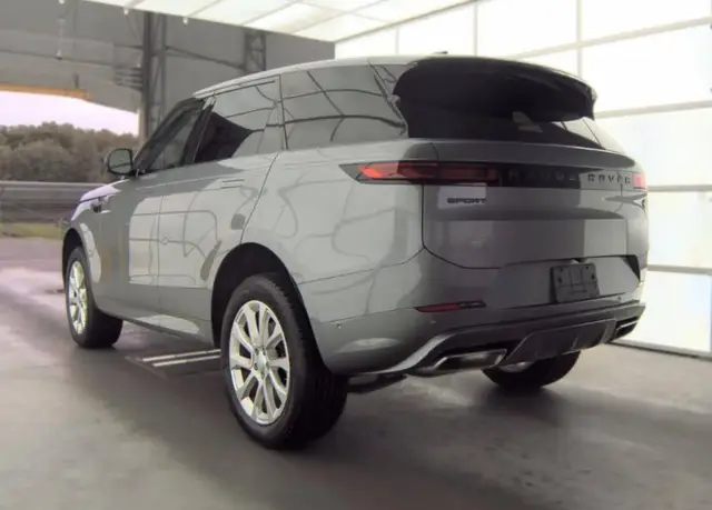 LAND ROVER RANGE ROVER SPORT SE 2023