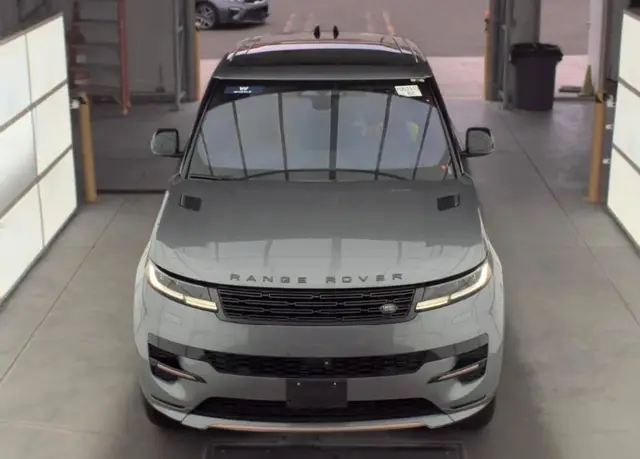 LAND ROVER RANGE ROVER SPORT SE 2023