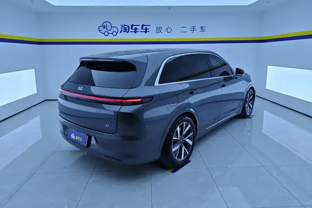 LI AUTO L7 2023