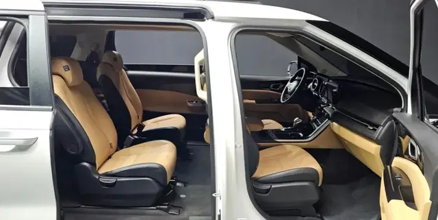 KIA CARNIVAL 2022