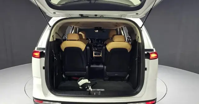 KIA CARNIVAL 2022