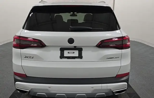 BMW X5 LUXURY 2022