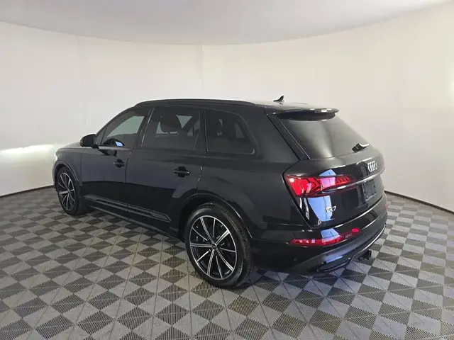 AUDI Q7 PRESTIGE 2023