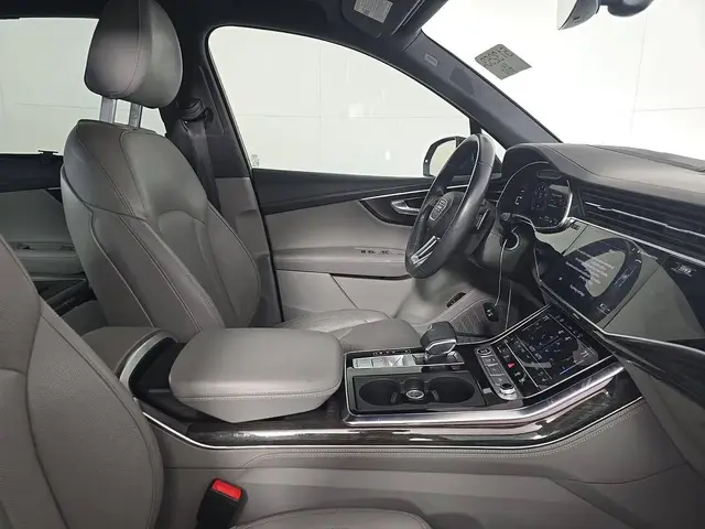 AUDI Q7 PRESTIGE 2023